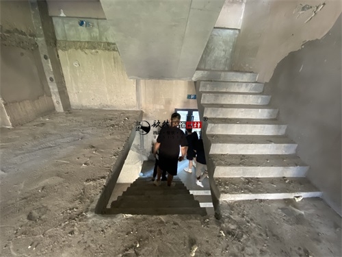 �y���b�޹�˾|�y����q��Ӗ�WУ�b���OӋ�F(xi��n)������