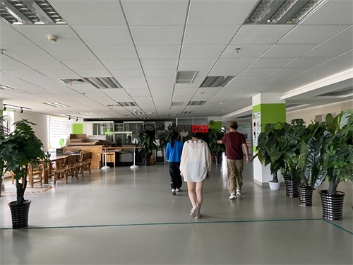 yb޹˾|yѼԽB(yng)ĸO(sh)ӋbǰڬF(xin)