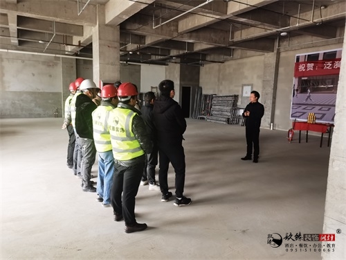 �y�����ȏd�b���O(sh��)Ӌ�Ŀ|�N���O(sh��)Ӌ