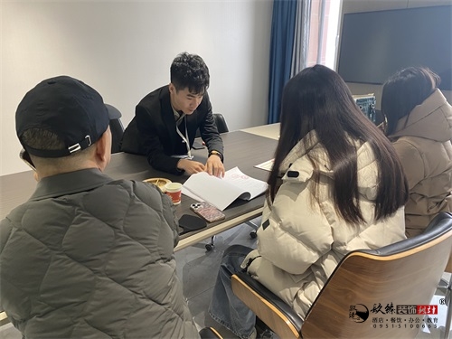 �y�����ȏd�b���O(sh��)Ӌ(j��)�(xi��ng)Ŀ|�N���O(sh��)Ӌ(j��)