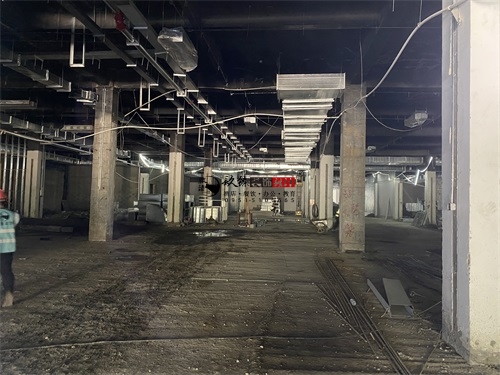 �y���̈��b���OӋ�Ŀ|�N���OӋ