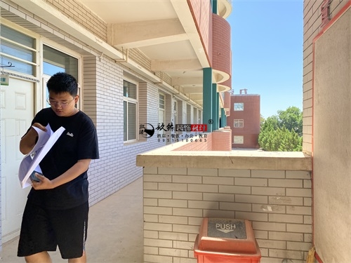 �y���WУ�b���O(sh��)Ӌ�Ŀ|�N���b�