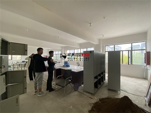 �y����Ӗ(x��n)�W(xu��)У�b���O(sh��)Ӌ�Ŀ|�N���b�