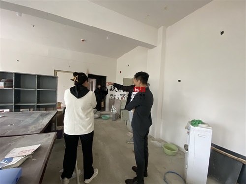 �y����Ӗ(x��n)�W(xu��)У�b���O(sh��)Ӌ�Ŀ|�N���b�