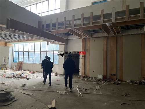 �y��סլ���b���O(sh��)Ӌ(j��)�(xi��ng)Ŀ|�N���b�