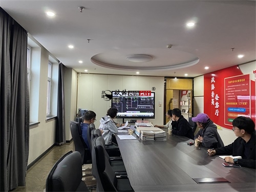 �y���׃��@�b�޸����Ŀ|�N���O(sh��)Ӌ