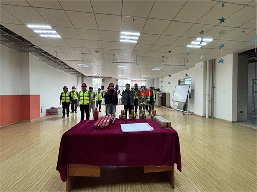 �y���Ļ������b���O(sh��)Ӌ(j��)�(xi��ng)Ŀ|�N���b�