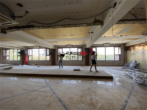 �y�����(hu��)�d�O(sh��)Ӌ(j��)�b���(xi��ng)Ŀ|�N���b�